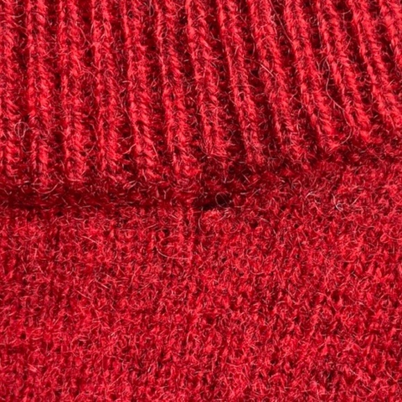 Rebecca Minkoff Red Shelley Yak Wool Mock Neck Sweater Size Medium - Picture 17 of 17